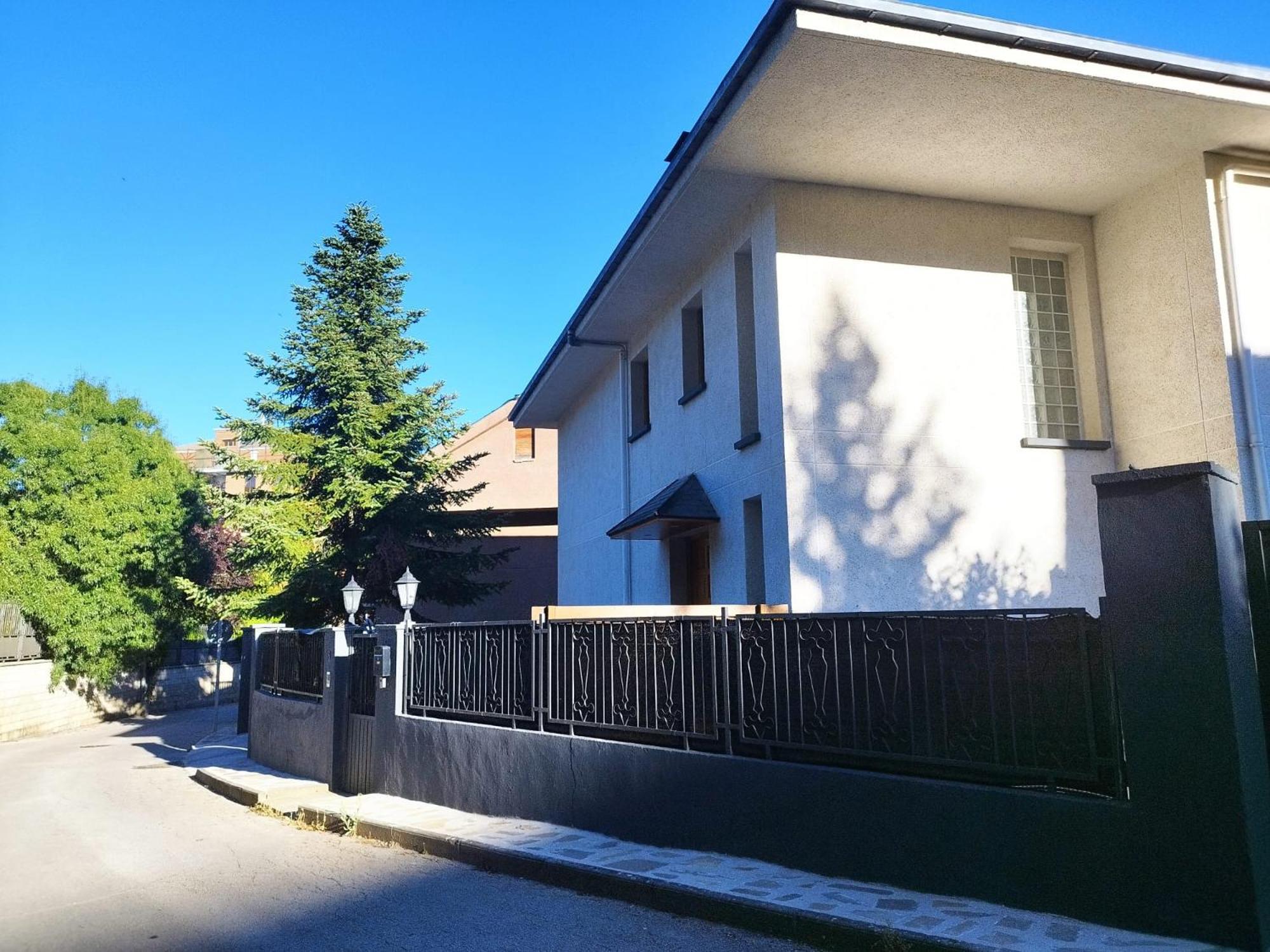 Villa San Lure Jaca Luaran gambar